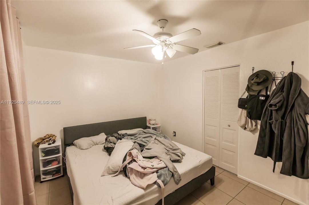 For Rent: $1,950 (3 beds, 2 baths, 0 Square Feet)