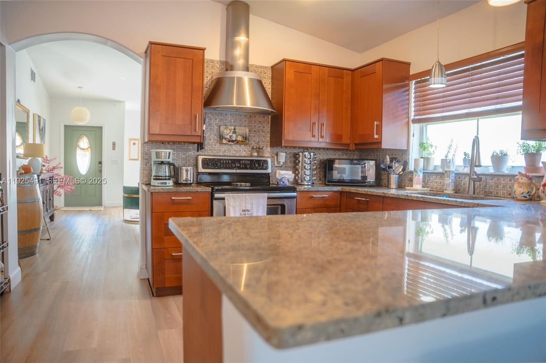 For Sale: $639,900 (3 beds, 2 baths, 1859 Square Feet)