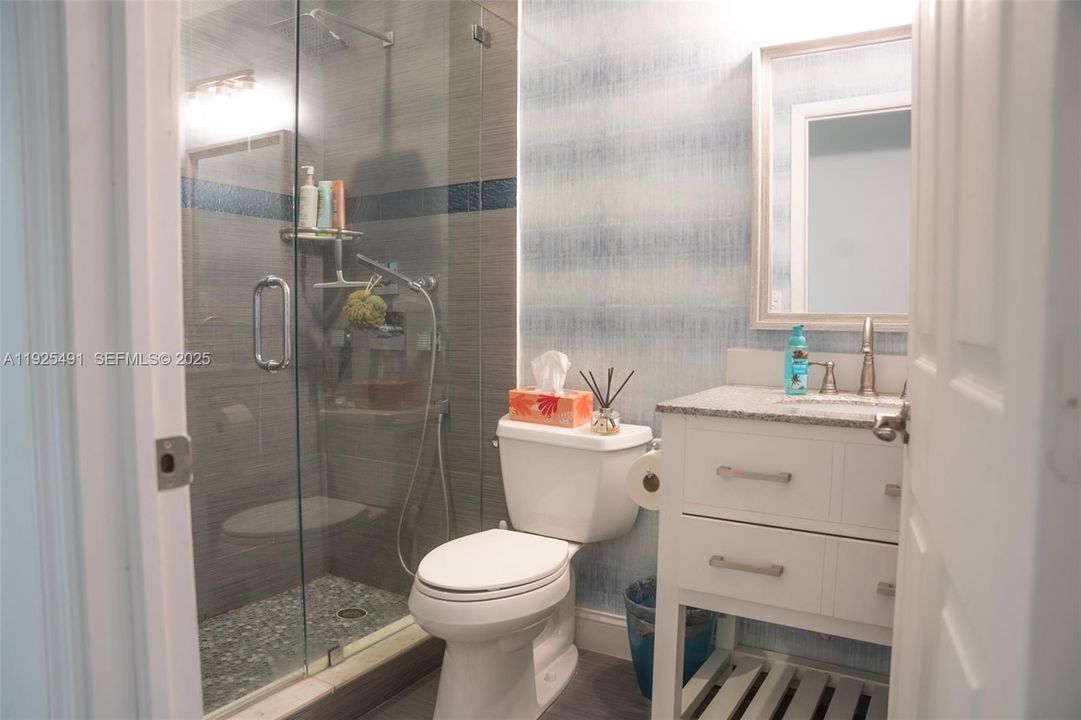 For Sale: $639,900 (3 beds, 2 baths, 1859 Square Feet)