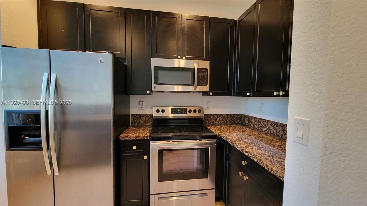 En Venta: $397,000 (3 camas, 2 baños, 1481 Pies cuadrados)