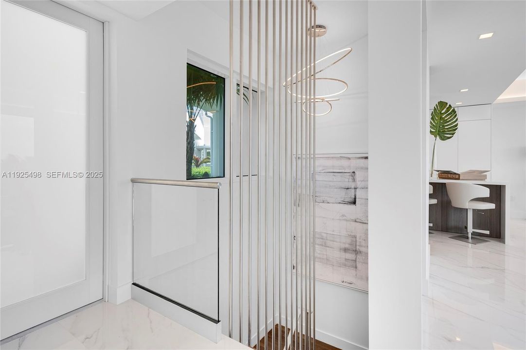 For Sale: $4,900,000 (3 beds, 3 baths, 2202 Square Feet)