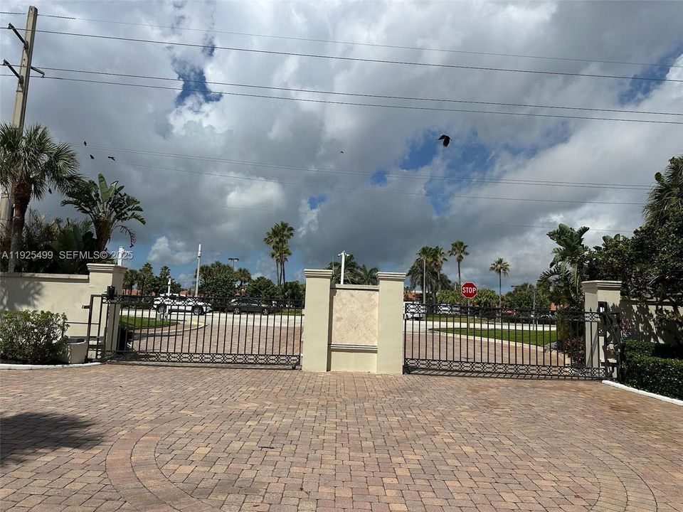 En Renta: $7,500 (3 camas, 2 baños, 1700 Pies cuadrados)