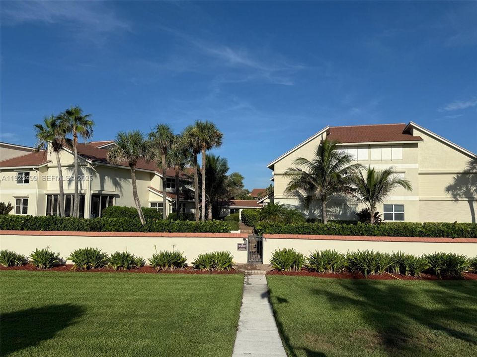 En Renta: $7,500 (3 camas, 2 baños, 1700 Pies cuadrados)