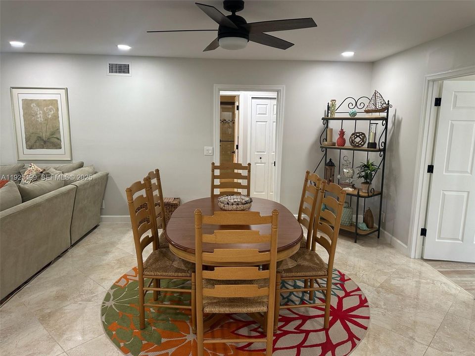 En Renta: $7,500 (3 camas, 2 baños, 1700 Pies cuadrados)