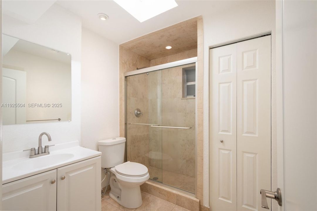 En Venta: $465,000 (2 camas, 2 baños, 1504 Pies cuadrados)