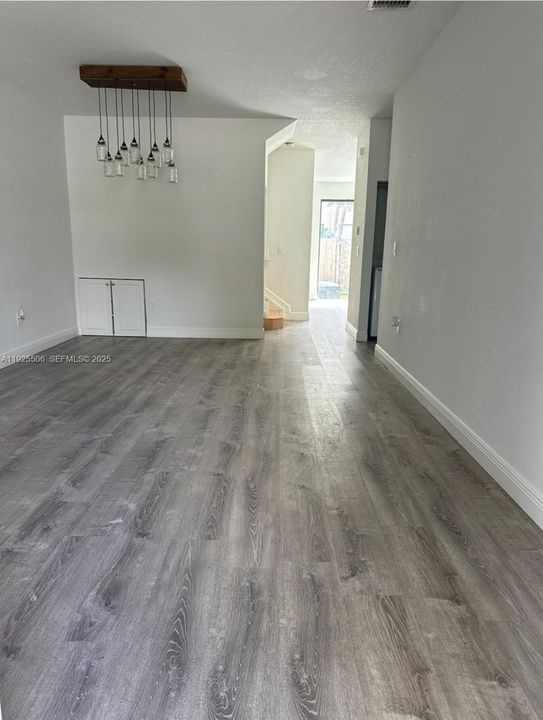 For Rent: $3,000 (4 beds, 3 baths, 1736 Square Feet)