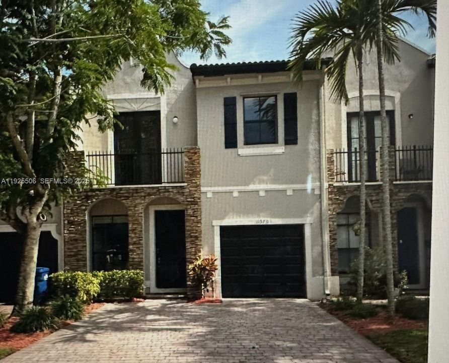 For Rent: $3,000 (4 beds, 3 baths, 1736 Square Feet)