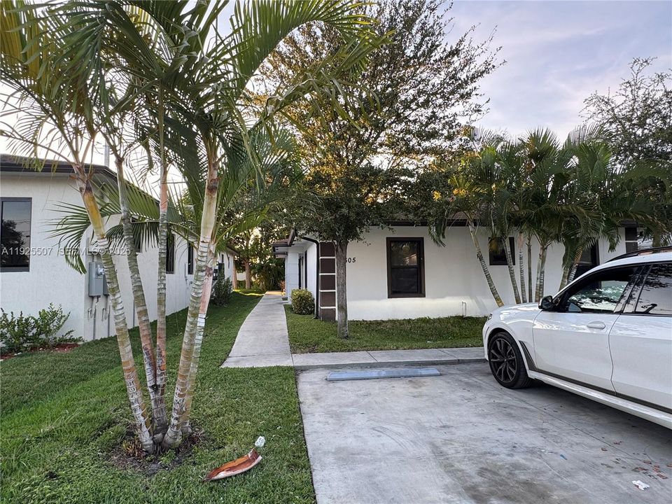 В аренду: $3,150 (3 спален, 2 ванн, 2409 Квадратных фут)