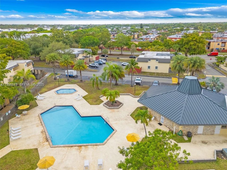 В аренду: $3,500 (2 спален, 2 ванн, 1346 Квадратных фут)