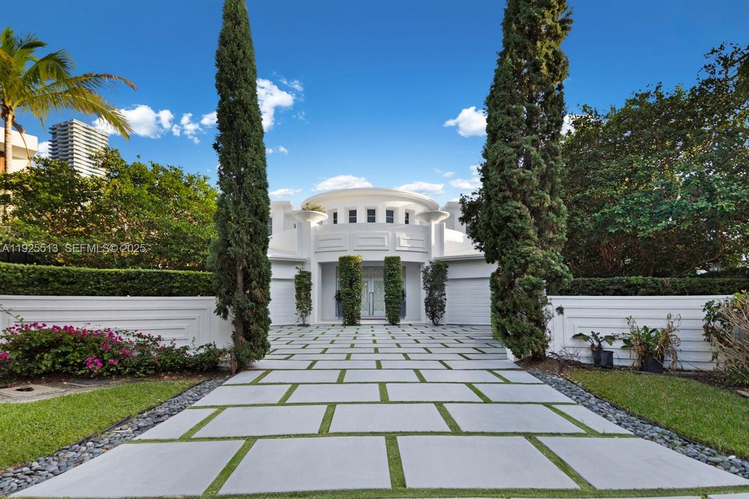 En Venta: $18,900,000 (6 camas, 8 baños, 7752 Pies cuadrados)