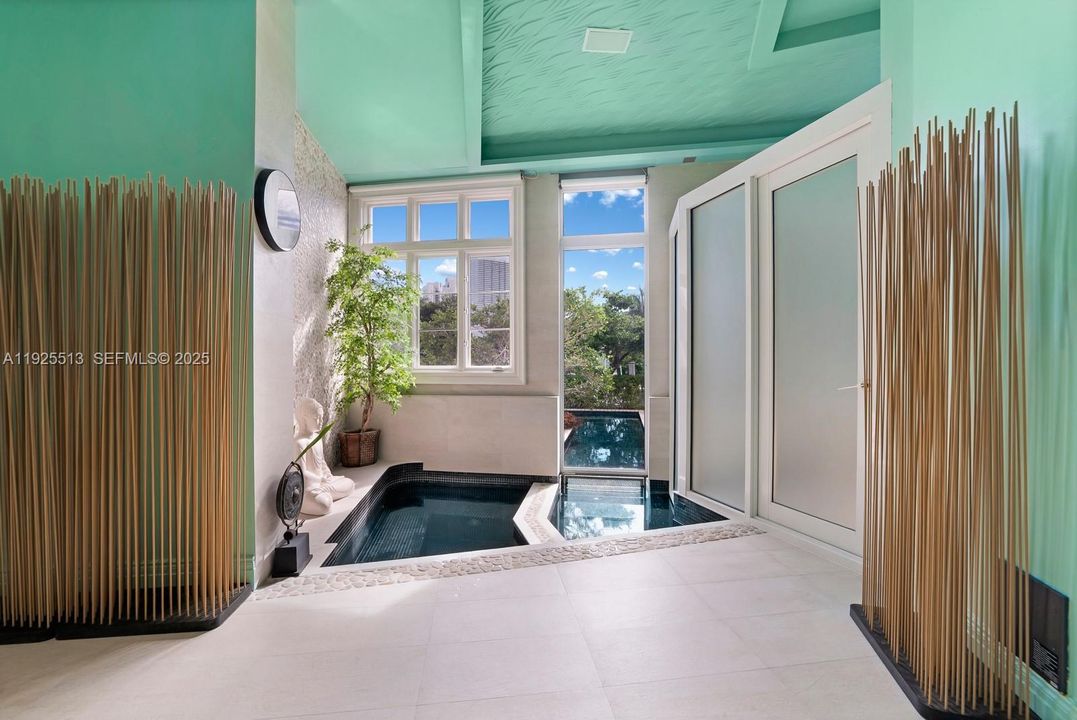 En Venta: $18,900,000 (6 camas, 8 baños, 7752 Pies cuadrados)