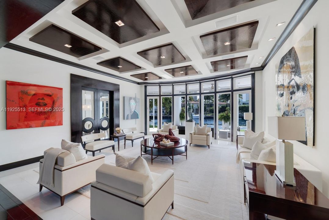 En Venta: $18,900,000 (6 camas, 8 baños, 7752 Pies cuadrados)