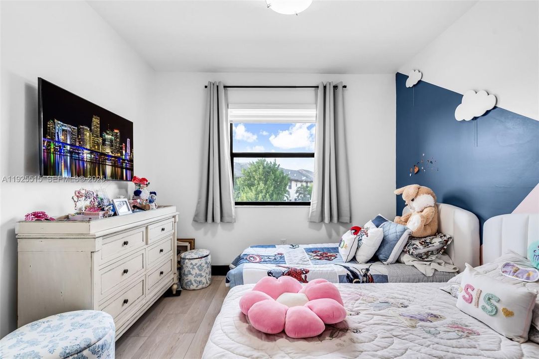 For Sale: $638,000 (3 beds, 2 baths, 1692 Square Feet)