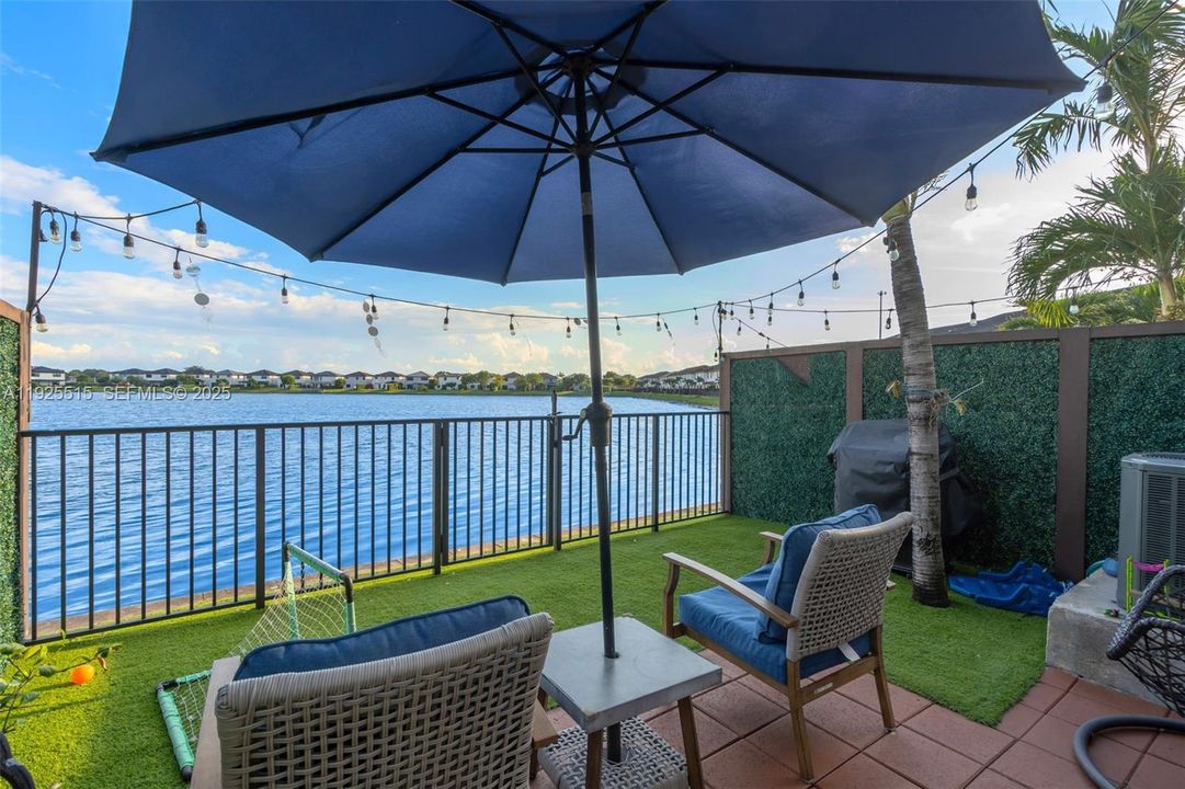 For Sale: $638,000 (3 beds, 2 baths, 1692 Square Feet)