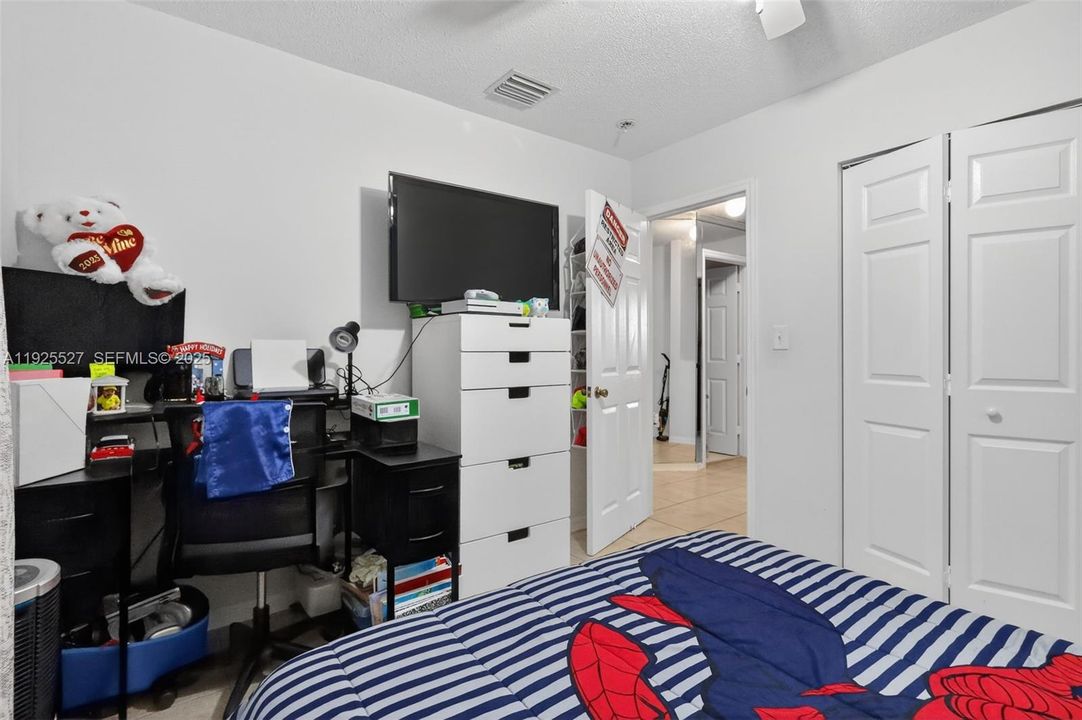 For Sale: $535,000 (3 beds, 2 baths, 1779 Square Feet)