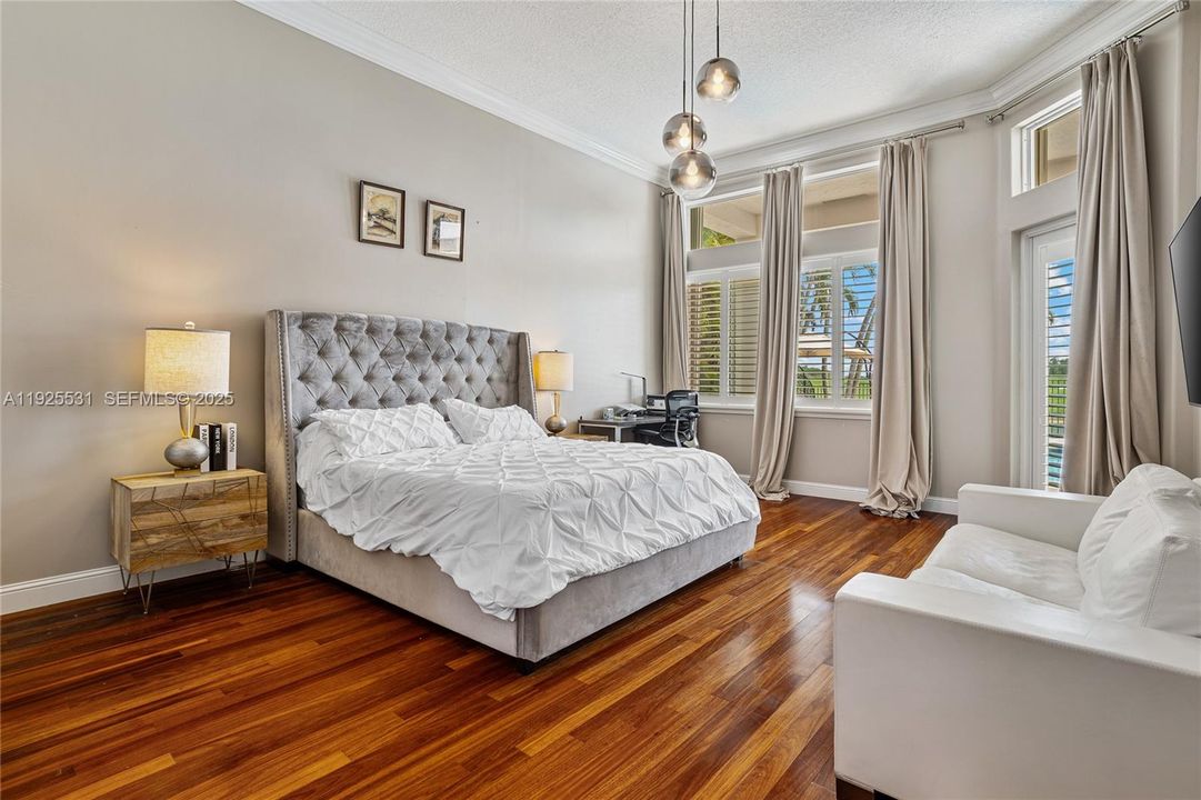 For Sale: $1,399,000 (3 beds, 3 baths, 3096 Square Feet)