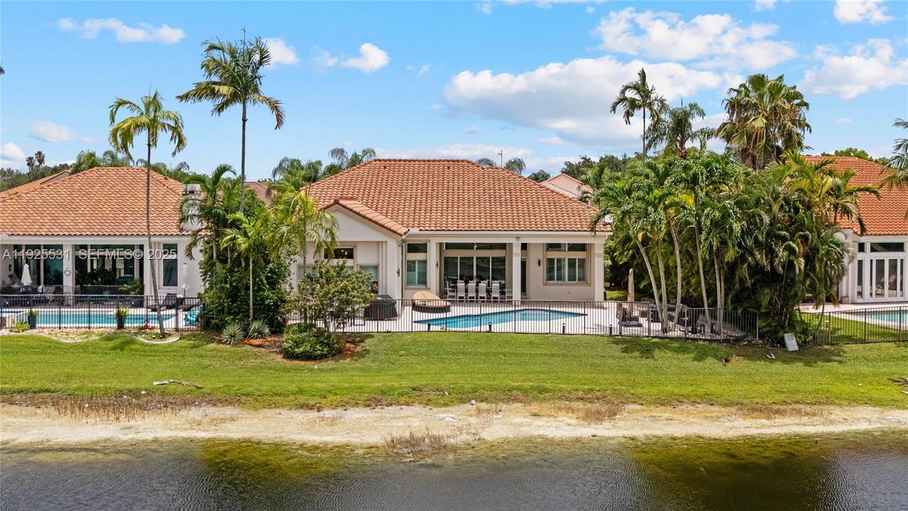 For Sale: $1,399,000 (3 beds, 3 baths, 3096 Square Feet)