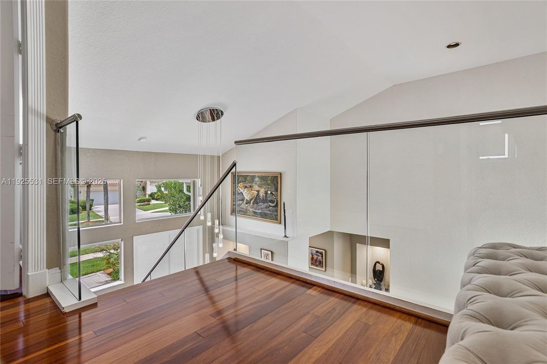 For Sale: $1,399,000 (3 beds, 3 baths, 3096 Square Feet)