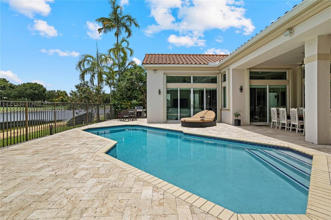 For Sale: $1,399,000 (3 beds, 3 baths, 3096 Square Feet)