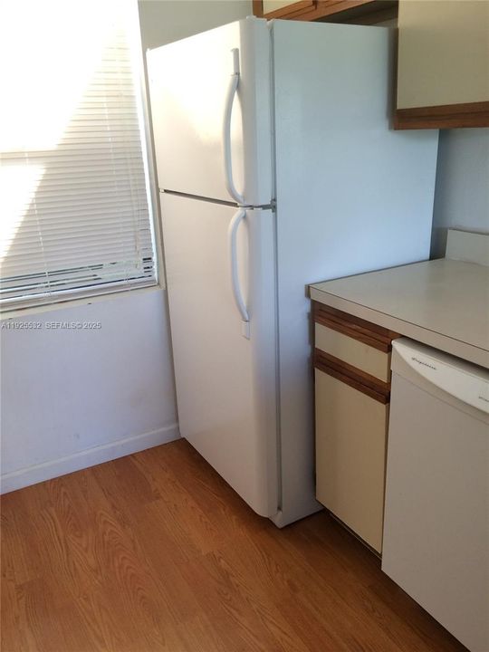 В аренду: $1,750 (1 спален, 1 ванн, 754 Квадратных фут)