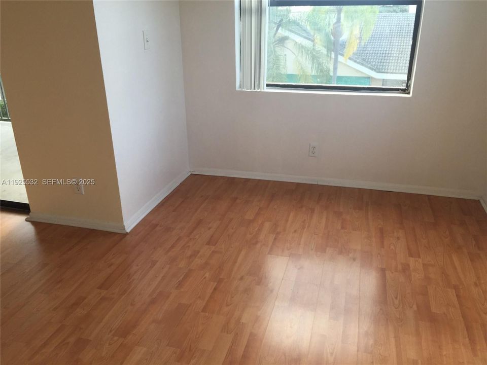 В аренду: $1,750 (1 спален, 1 ванн, 754 Квадратных фут)