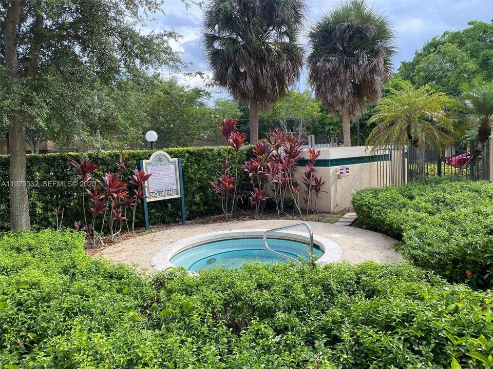 В аренду: $1,750 (1 спален, 1 ванн, 754 Квадратных фут)