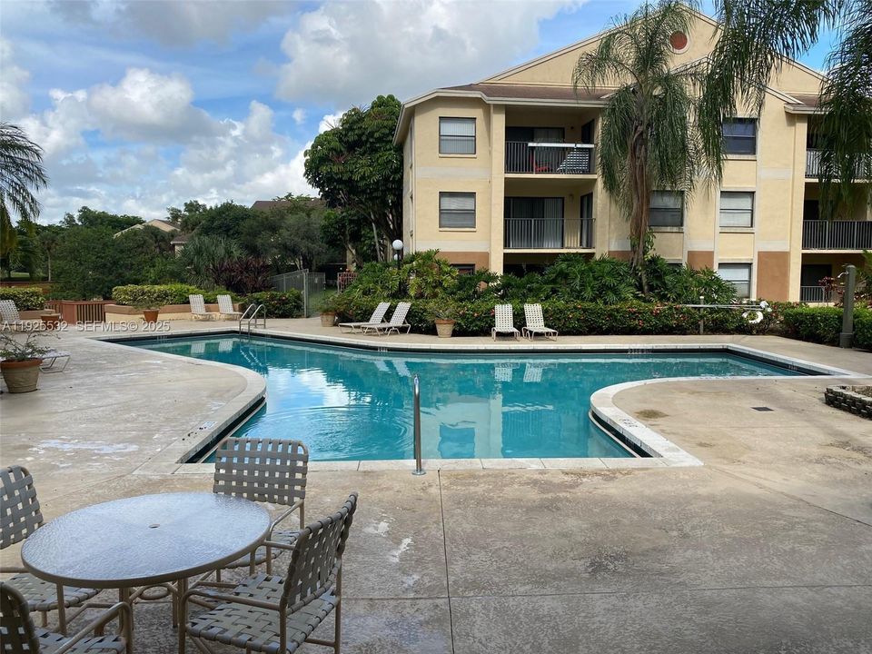 В аренду: $1,750 (1 спален, 1 ванн, 754 Квадратных фут)