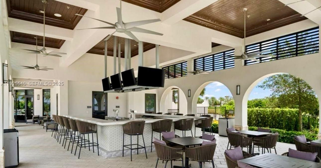 For Sale: $1,480,000 (5 beds, 5 baths, 4255 Square Feet)