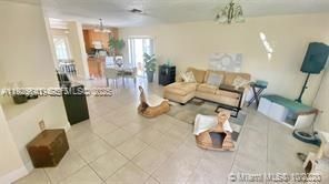 For Sale: $608,900 (3 beds, 2 baths, 1409 Square Feet)