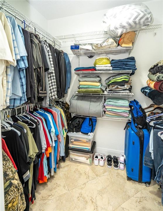 待售: $700,000 (3 贝兹, 2 浴室, 1738 平方英尺)