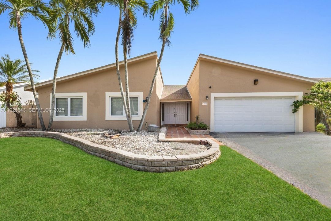 For Sale: $769,000 (4 beds, 2 baths, 2112 Square Feet)