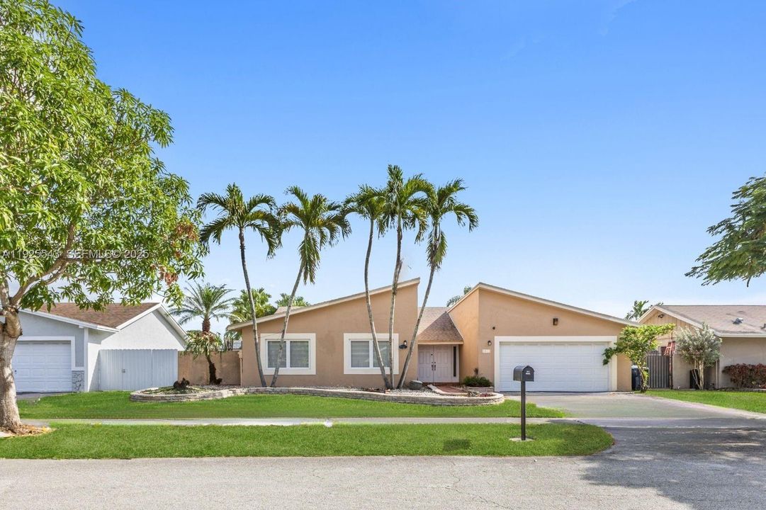 For Sale: $769,000 (4 beds, 2 baths, 2112 Square Feet)