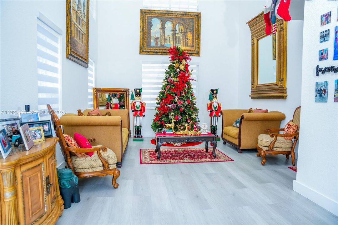 For Sale: $1,495,000 (5 beds, 4 baths, 0 Square Feet)