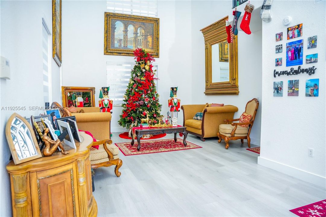 For Sale: $1,495,000 (5 beds, 4 baths, 0 Square Feet)