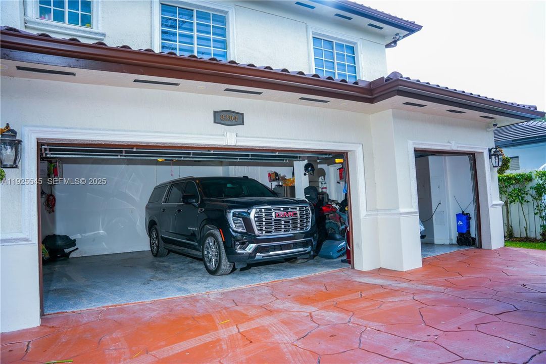 For Sale: $1,495,000 (5 beds, 4 baths, 0 Square Feet)