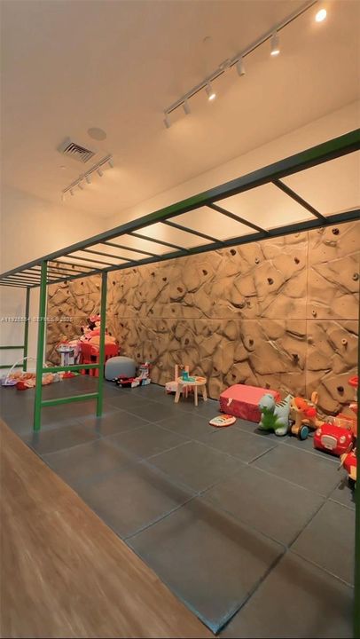 En Venta: $1,700,000 (4 camas, 4 baños, 1123 Pies cuadrados)