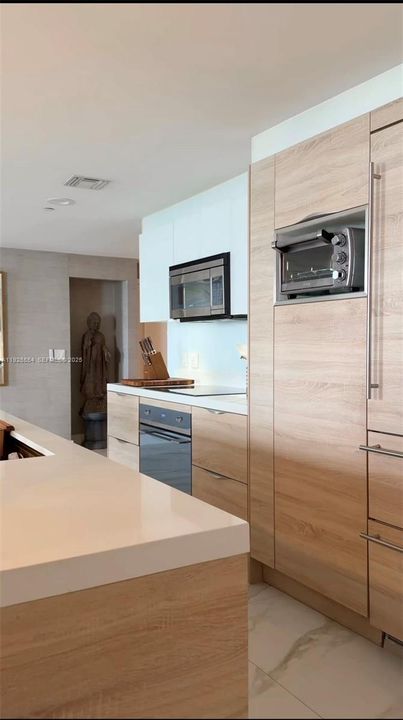 En Venta: $1,700,000 (4 camas, 4 baños, 1123 Pies cuadrados)