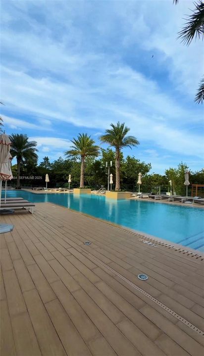 En Venta: $1,700,000 (4 camas, 4 baños, 1123 Pies cuadrados)