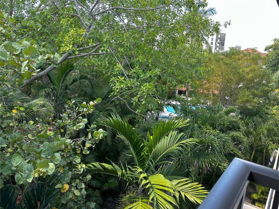 For Rent: $4,700 (2 beds, 2 baths, 1450 Square Feet)