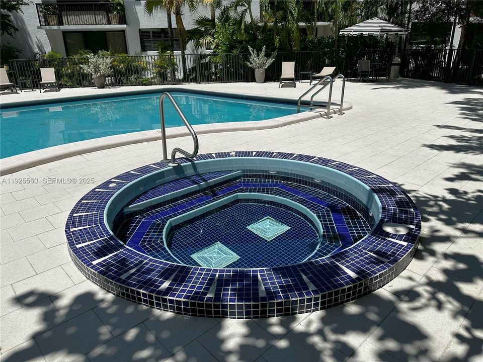 For Rent: $4,700 (2 beds, 2 baths, 1450 Square Feet)