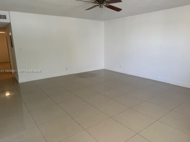 For Rent: $2,500 (2 beds, 2 baths, 1170 Square Feet)