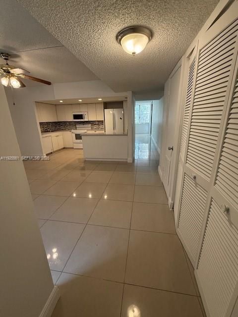 For Rent: $2,500 (2 beds, 2 baths, 1170 Square Feet)