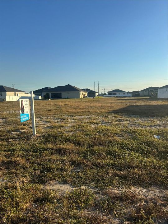 待售: $55,000 (0.23 acres)