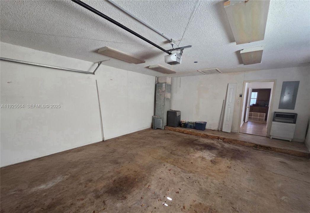 На продажу: $630,000 (4 спален, 2 ванн, 2462 Квадратных фут)