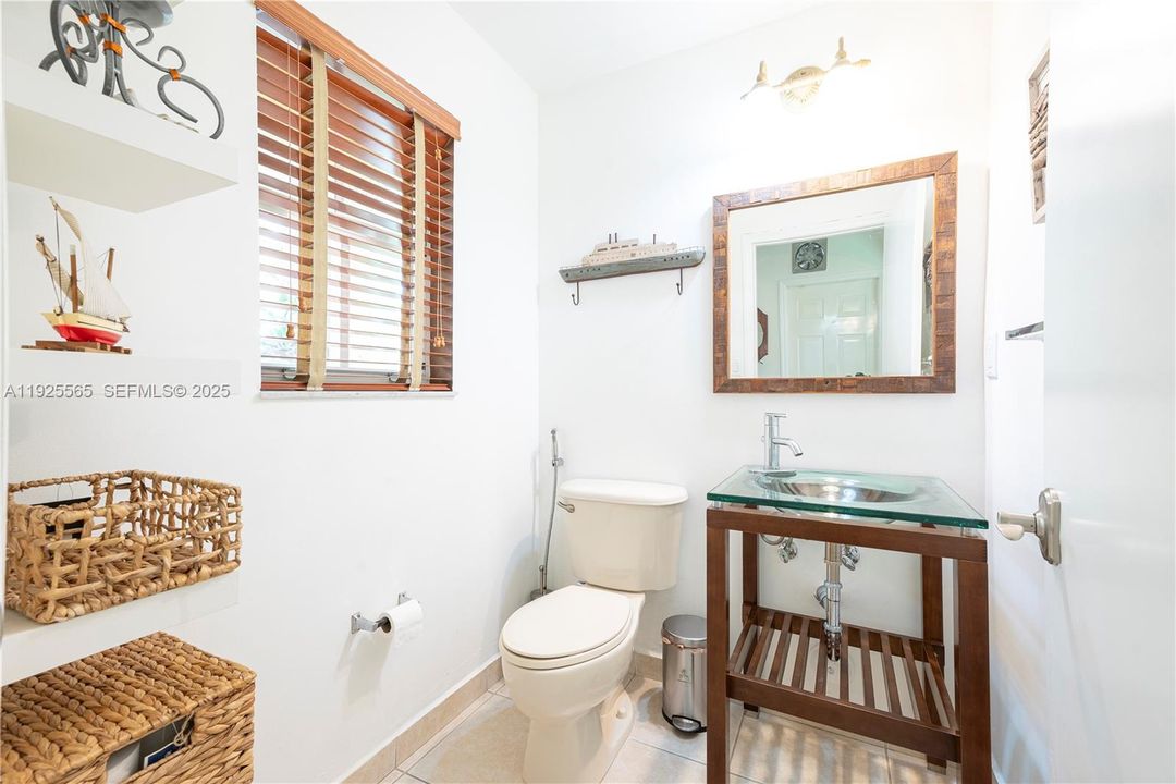 На продажу: $599,900 (3 спален, 2 ванн, 1518 Квадратных фут)