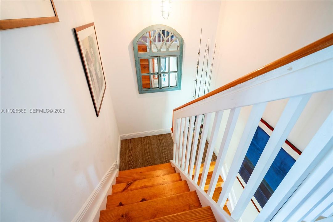 На продажу: $599,900 (3 спален, 2 ванн, 1518 Квадратных фут)