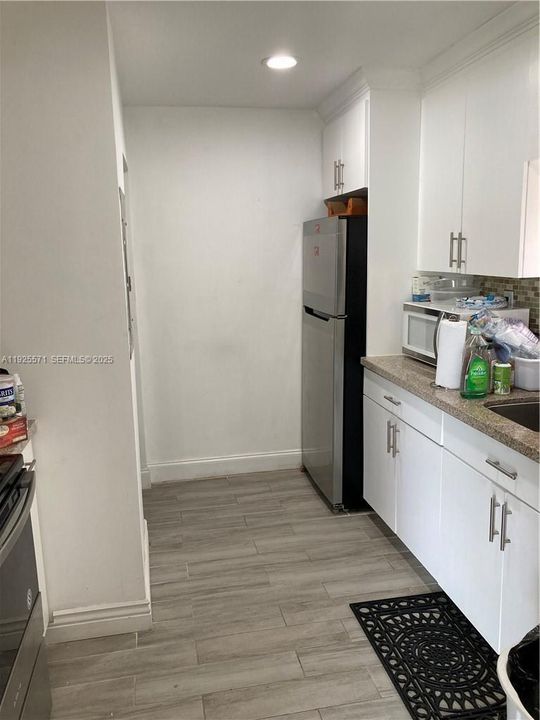 На продажу: $349,900 (3 спален, 2 ванн, 988 Квадратных фут)