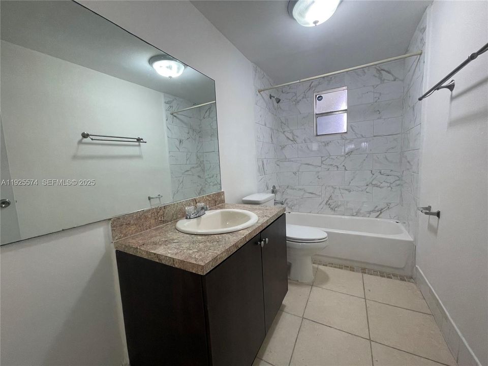 В аренду: $2,100 (1 спален, 1 ванн, 1149 Квадратных фут)