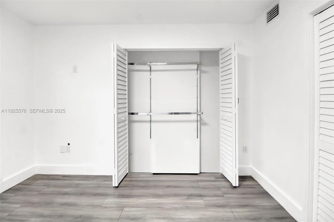 For Rent: $2,200 (2 beds, 1 baths, 639 Square Feet)