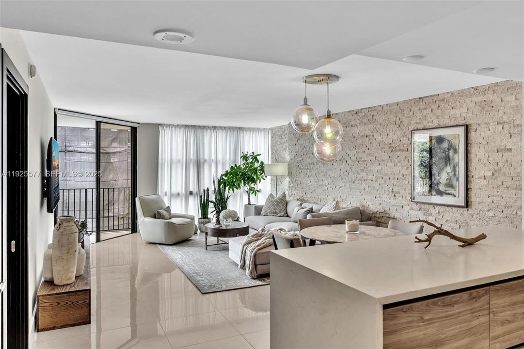 For Sale: $2,500,000 (1 beds, 1 baths, 1064 Square Feet)